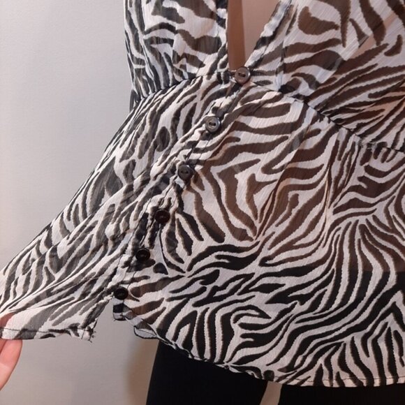 CREAM Zebra Print Blouse Long Sleeve Sheer Plunging Vneck Flowy Buttoned Front - Picture 7 of 15